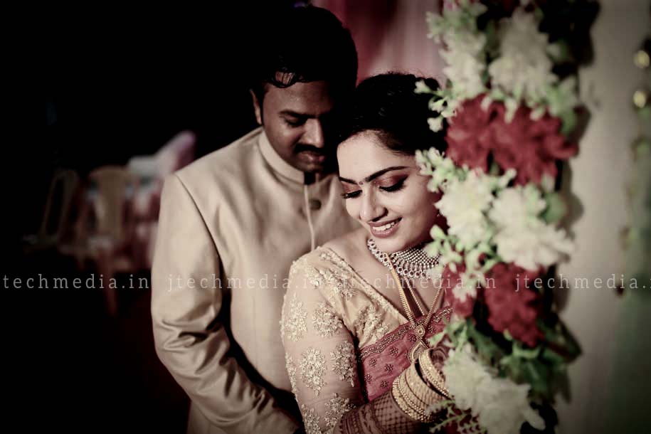 Jotheeshwaran + Niveditha