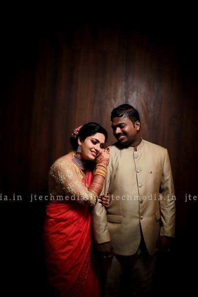 Jotheeshwaran + Niveditha